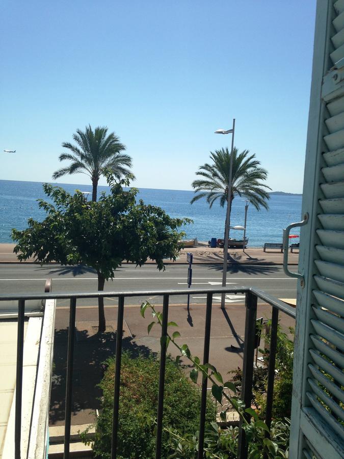 Caffe Riviera Aparthotel Cagnes-sur-Mer Exterior photo